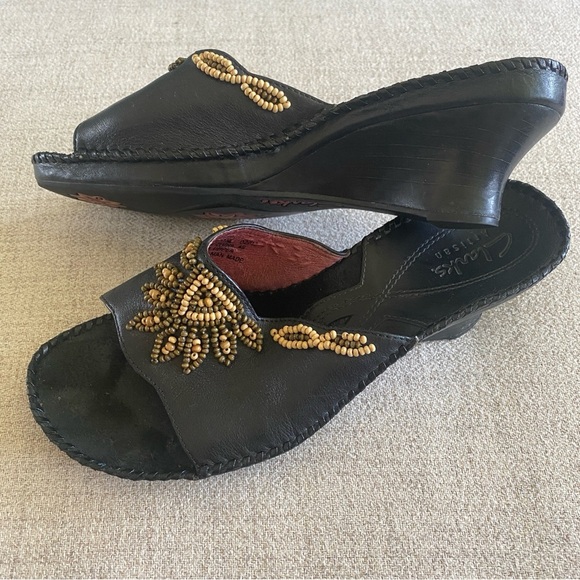 Clarks “Empress” Black Wedge Sandals with Beaded Elegance - Picture 1 of 4